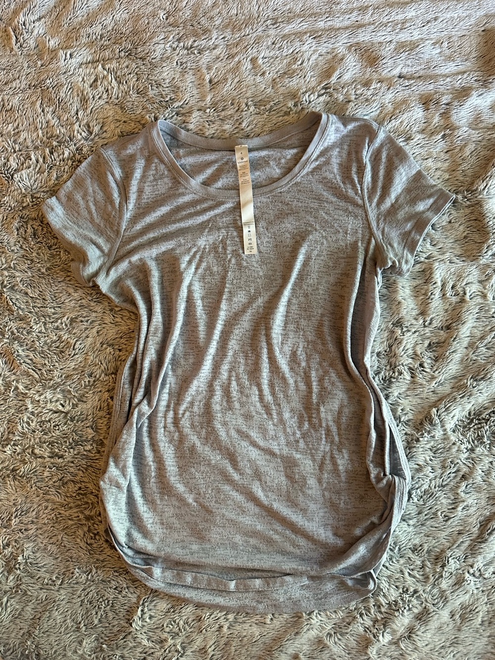 lululemon athletica Light Grey Scoop Neck Short Sleeve Tee - Picture 1 of 4